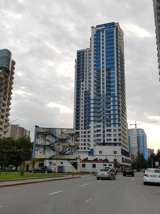 Apartment In Yalchin Star Residence Батуми Экстерьер фото